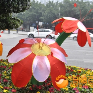 消防队的转盘上鲜花欢迎您