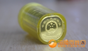 首枚流通异形纪念币—泰山币受涪陵人追捧