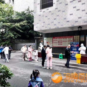核酸检测进政馨苑小区