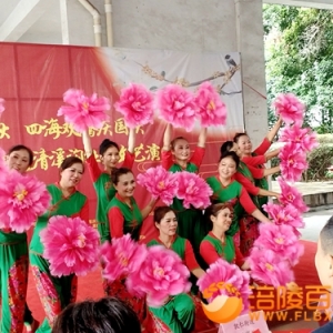 清溪沟社区：迎中秋庆国庆文艺演出