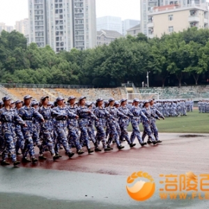 军训砺炼凌云志，齐心共铸艺术魂 —管理学院2023级军训活动